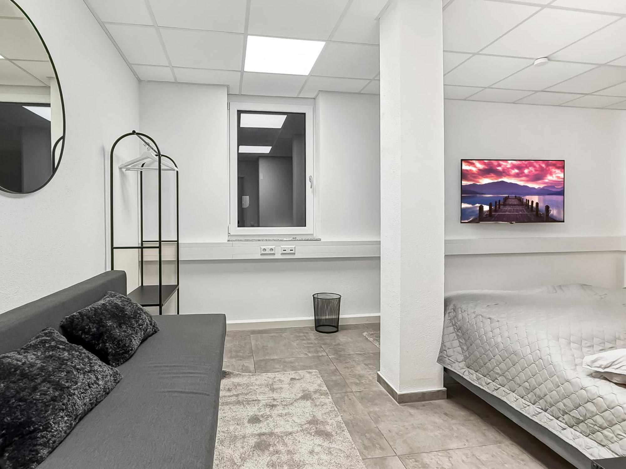 Group Friendly Comfort Central Stuttgart Apartment Exteriör bild