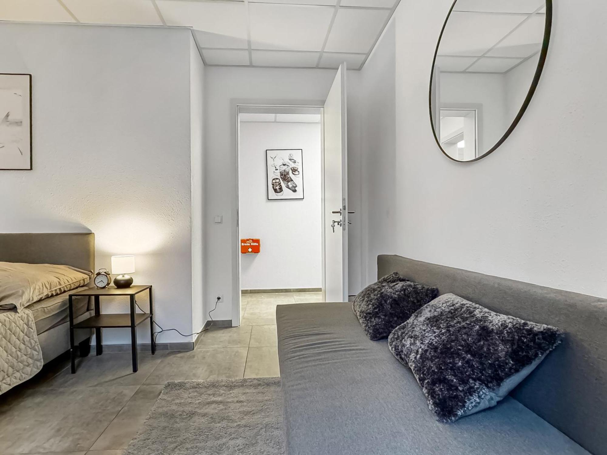 Group Friendly Comfort Central Stuttgart Apartment Exteriör bild