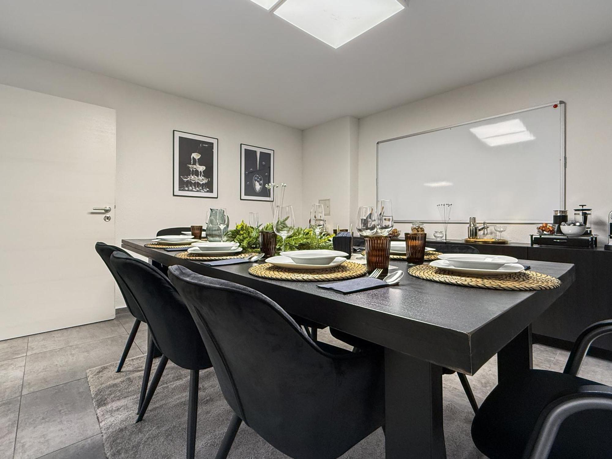 Group Friendly Comfort Central Stuttgart Apartment Exteriör bild