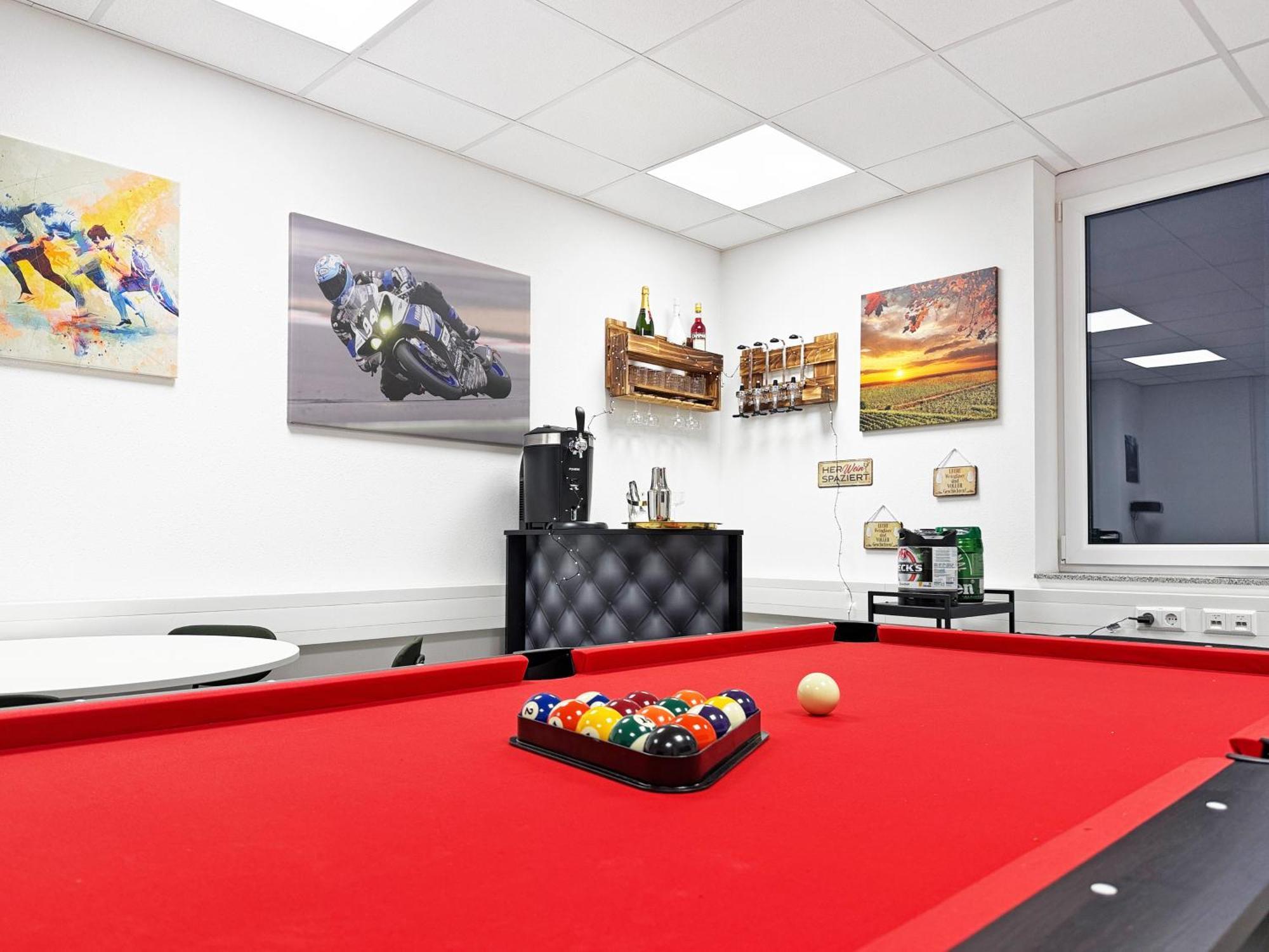 Group Friendly Comfort Central Stuttgart Apartment Exteriör bild