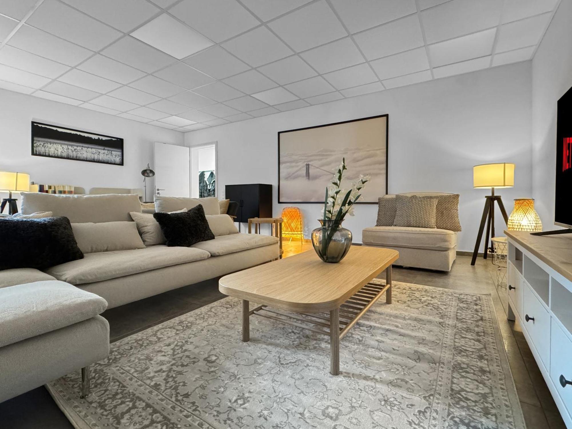 Group Friendly Comfort Central Stuttgart Apartment Exteriör bild